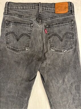 Levi’s Red Tab Wedgie Straight Jeans 26 Cabo Smoke Distressed Raw Hem High Rise